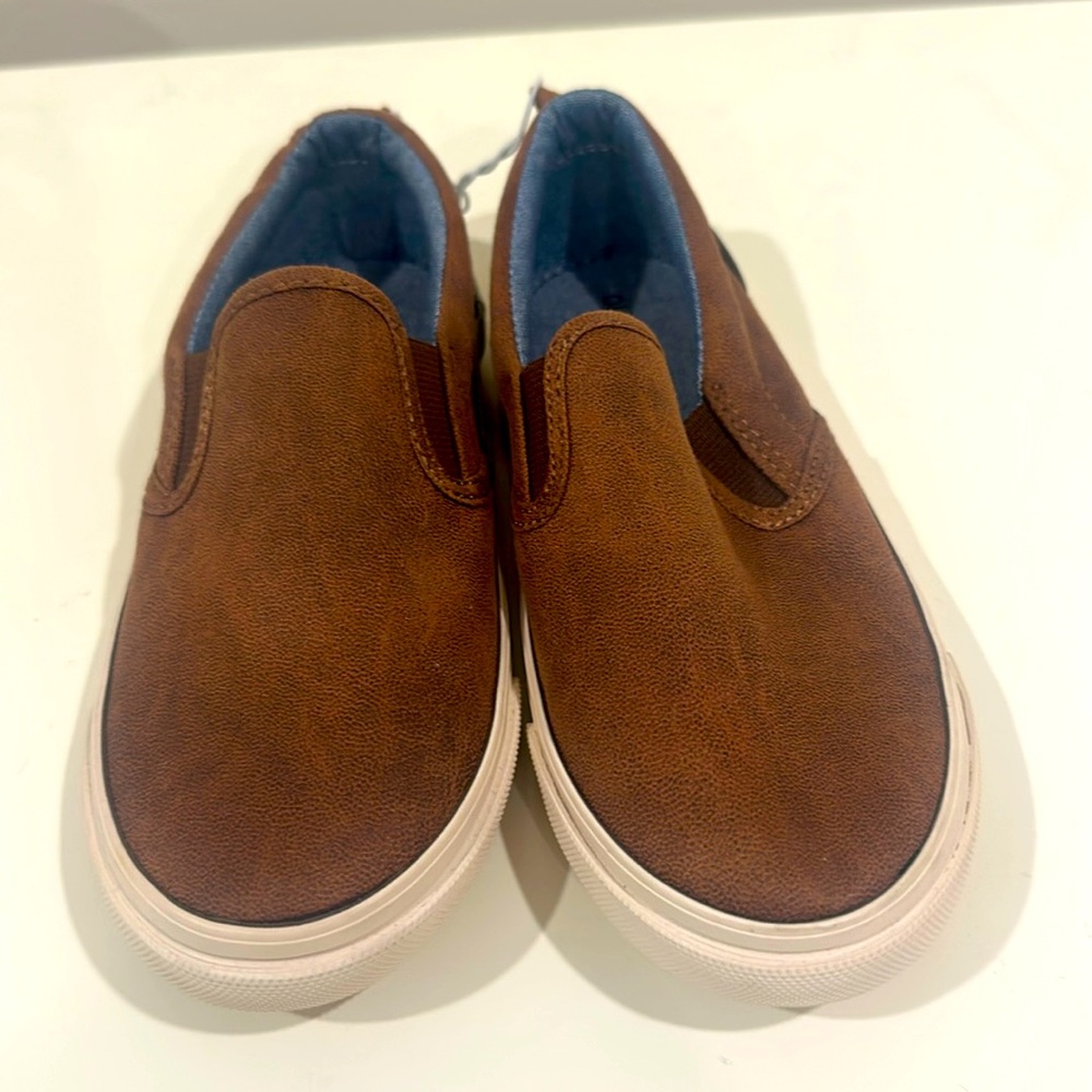 Old Navy new little boys slip on loafers size 11